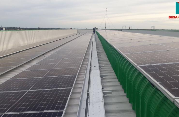 Lắp đặt hệ thống điện năng lượng mặt trời áp mái tại Nhà máy Cơ khí công nghệ cao