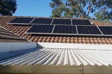 Điện mặt trời hòa lưới áp mái nhà ở